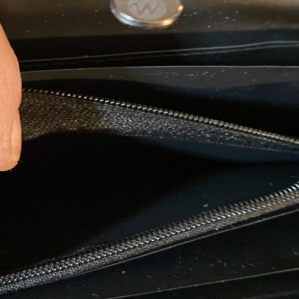 Wallet - Picture 5 of 9
